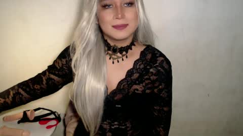 miss_4cuck_ online show from June 27, 12:22 pm