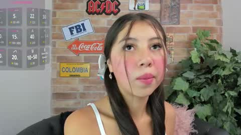 Snapshot of miss__luxury chatting on October 22, 11:10 am Luxury online show from October 22, 11:10 am