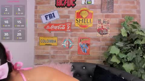 Snapshot of miss__luxury chatting on October 25, 11:07 am Luxury online show from October 25, 11:07 am