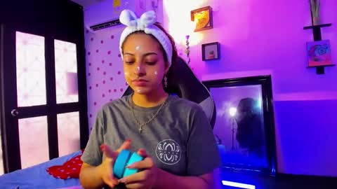 Akemi 3 online show from October 12, 2:05 pm