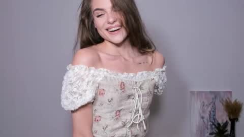 Snapshot of miss_algel chatting on October 30, 10:16 am Katrin online show from October 30, 10:16 am