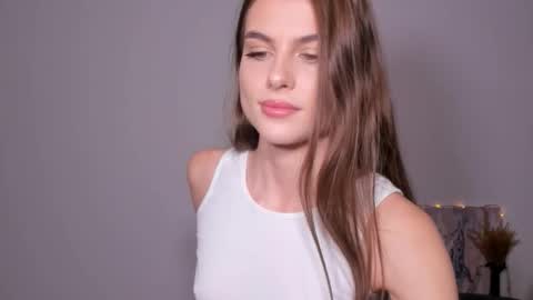 Snapshot of miss_algel chatting on November 12, 11:21 am Katrin online show from November 12, 11:21 am