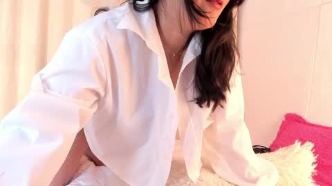    online show from April 7, 2:06 pm