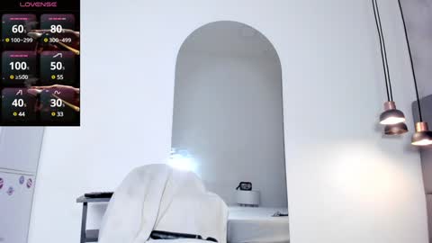 Amber  online show from February 5, 8:00 am