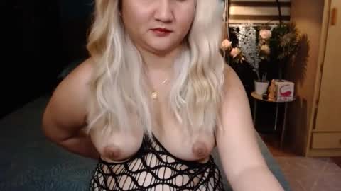 miss angelic15 online show from October 10, 10:25 am