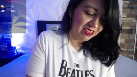 Snapshot of miss_antonellaa_ chatting on January 14, 1:38 pm Antonella online show from January 14, 1:38 pm