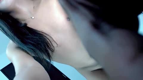 AZUMI online show from April 7, 2:06 pm