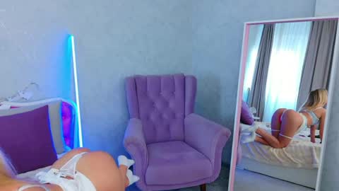 Kris online show from April 28, 1:15 am