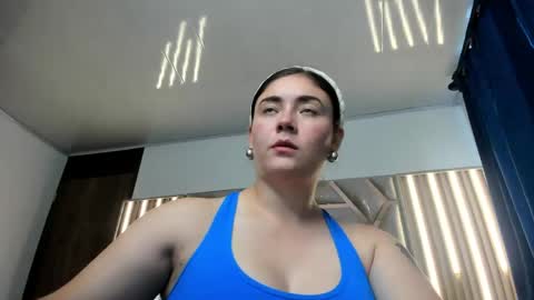 bella online show from April 14, 1:50 pm