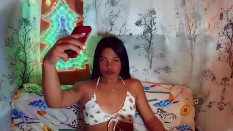 Bellah online show from April 12, 3:39 pm