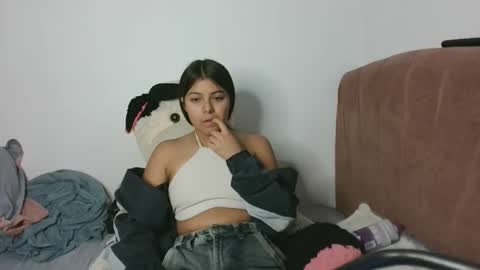 Snapshot of miss_chellsea chatting on May 7, 6:08 am miss_chellsea online show from May 7, 6:08 am