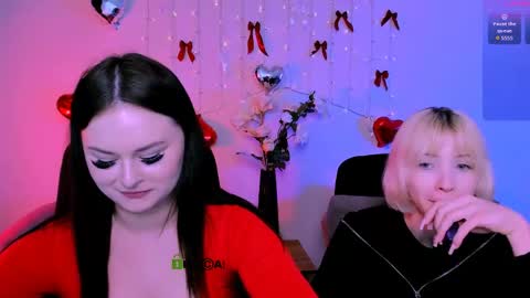 miss_courtney online show from April 11, 8:40 am