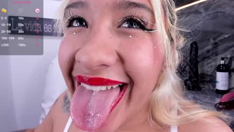 Danika online show from December 13, 2:27 pm