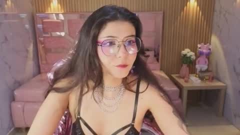 Snapshot of miss_devil_s chatting on January 14, 3:01 am miss_devil_s online show from January 14, 3:01 am