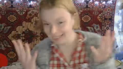 Snapshot of miss_elistia_ chatting on October 16, 11:22 am Elis online show from October 16, 11:22 am