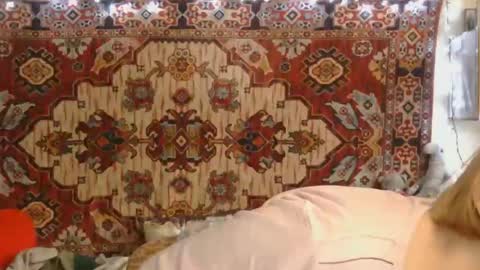 Snapshot of miss_elistia_ chatting on October 23, 11:09 am Elis online show from October 23, 11:09 am