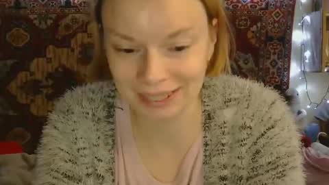 Snapshot of miss_elistia_ chatting on November 4, 12:04 pm Elis online show from November 4, 12:04 pm