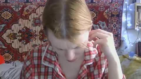 Elis online show from March 11, 11:38 am