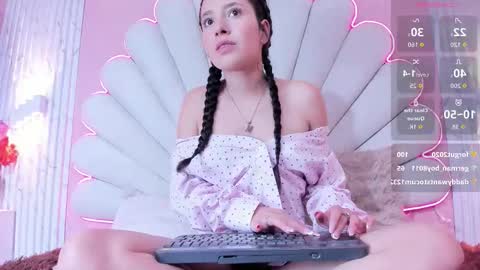 miss_evans_ online show from October 10, 8:41 pm