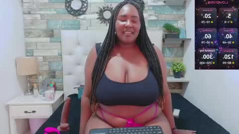 Snapshot of miss_evans_ chatting on June 3, 2:33 pm miss_evans_ online show from June 3, 2:33 pm