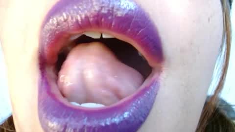 Miss Evoleth online show from November 10, 2:38 pm