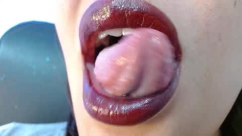 Miss Evoleth online show from January 19, 10:08 am