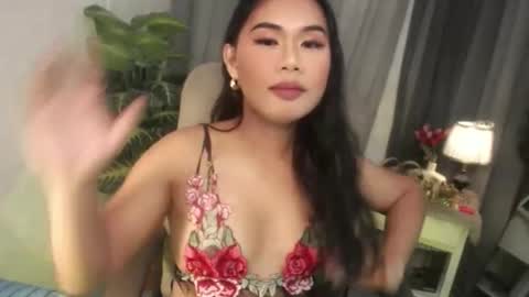 miss_fhakarat online show from February 14, 1:13 am