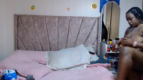Snapshot of miss_godess chatting on July 1, 3:08 am miss_godess online show from July 1, 3:08 am