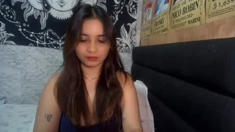 Snapshot of miss_innocent18 chatting on July 28, 6:42 pm miss_innocent18 online show from July 28, 6:42 pm