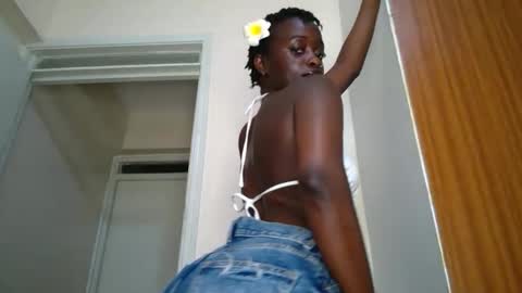 SensuElle  WHAT I DONT SHOW HERE... YOULL ONLY SEE IN PRIVATE  online show from November 5, 7:08 am