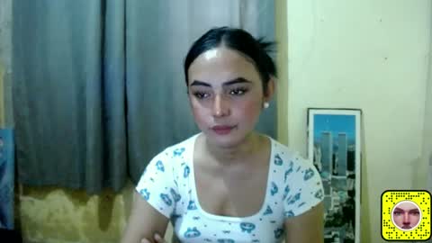 Snapshot of miss_jasmine_69x chatting on June 29, 4:30 am Miss jasmine online show from June 29, 4:30 am