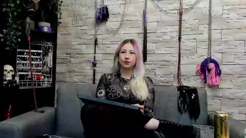 Kaz online show from August 5, 12:57 am