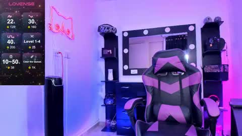 Miss Kittyn online show from November 14, 12:31 am