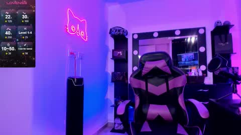 Miss Kittyn online show from March 14, 8:14 pm