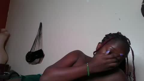 Snapshot of miss_kookie chatting on February 12, 8:16 am miss_kookie online show from February 12, 8:16 am