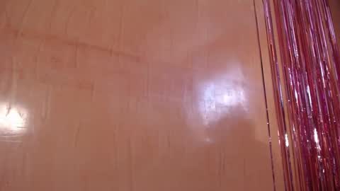 lilieth  online show from February 22, 4:05 pm