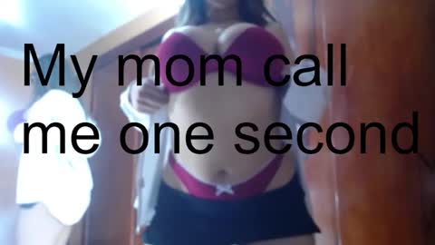 lilieth  online show from March 1, 12:56 am