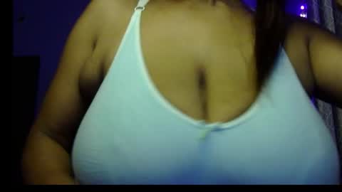 Snapshot of miss_mahi69 chatting on June 18, 6:34 pm Mahi online show from June 18, 6:34 pm