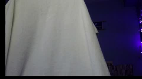 Snapshot of miss_mahi69 chatting on June 24, 4:00 am Mahi online show from June 24, 4:00 am