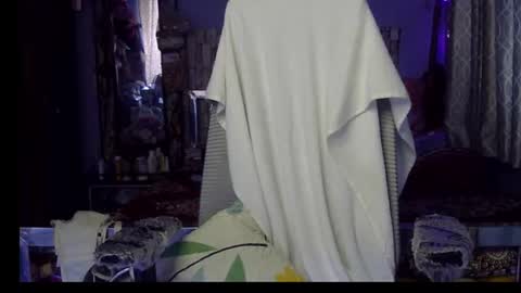 Snapshot of miss_mahi69 chatting on July 1, 1:51 am Mahi online show from July 1, 1:51 am