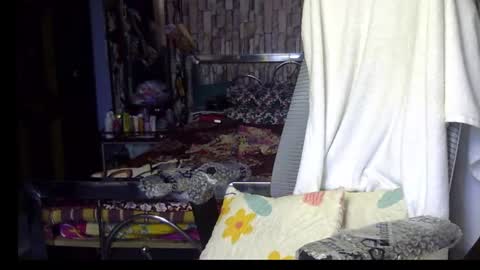 Snapshot of miss_mahi69 chatting on July 7, 12:20 pm Mahi online show from July 7, 12:20 pm