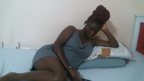 Snapshot of miss_monroee chatting on March 19, 10:41 am monroe online show from March 19, 10:41 am