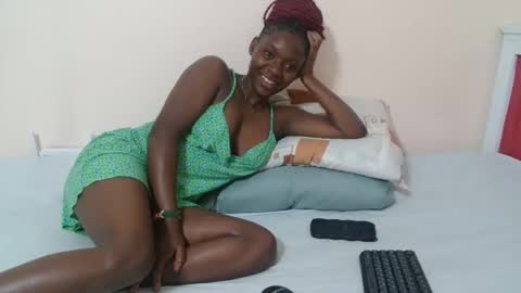 Snapshot of miss_monroee chatting on March 21, 9:47 am monroe online show from March 21, 9:47 am