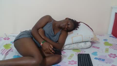 Snapshot of miss_monroee chatting on March 21, 11:41 pm monroe online show from March 21, 11:41 pm