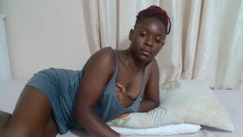 Snapshot of miss_monroee chatting on March 27, 11:37 pm monroe online show from March 27, 11:37 pm