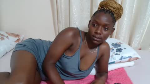 Snapshot of miss_monroee chatting on April 11, 6:51 am monroe online show from April 11, 6:51 am