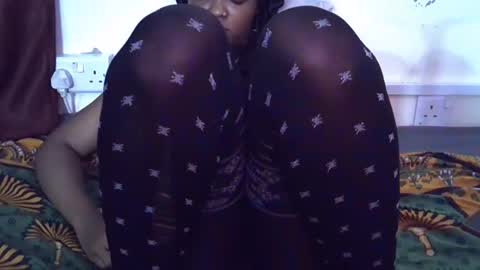 miss_rihanna2 online show from October 30, 9:37 pm