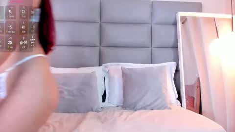 Snapshot of miss_ross_ chatting on May 29, 8:51 pm onlyfanskataleyaross online show from May 29, 8:51 pm