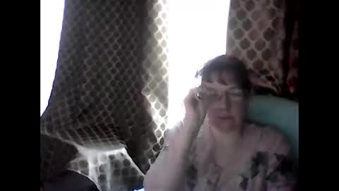 miss sandrax online show from March 9, 7:23 am