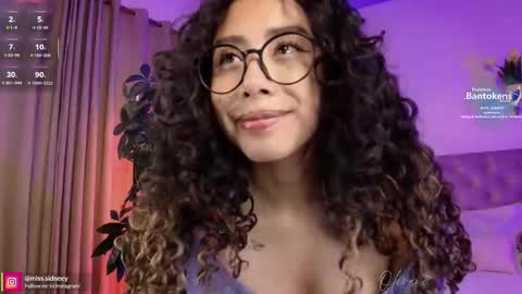 Amy Olivera online show from September 29, 1:05 pm
